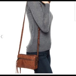 EUC Frye Camera bad in cognac color.